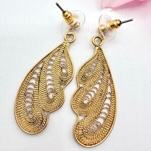 Vintage Cannetille Filigree Leaf Wing Drop Earrings Gold Tone Fairycore